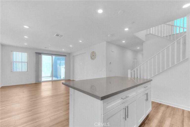 3585 E Eames, Ontario