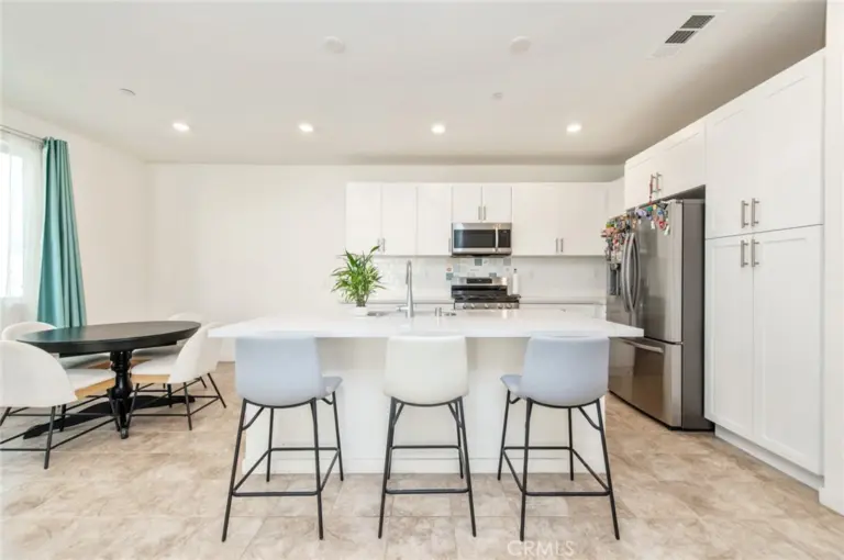 3675 S NEXA PASEO, Ontario