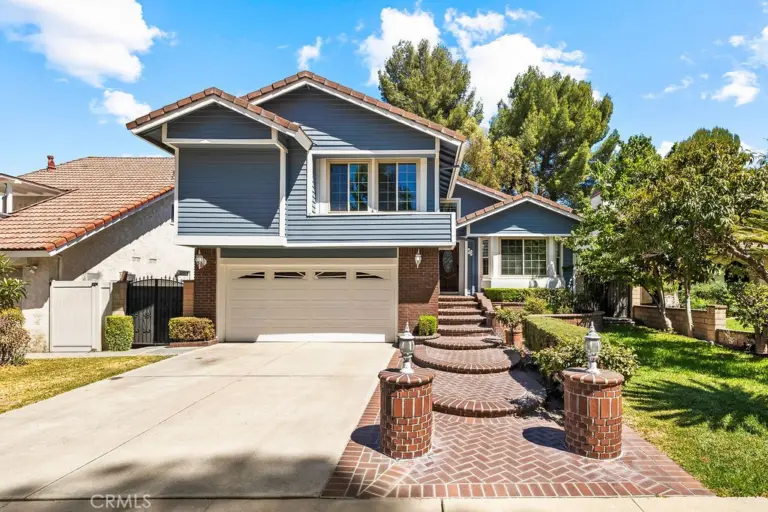 38 Deer Creek, Pomona