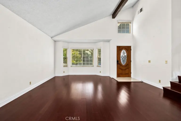 38 Deer Creek, Pomona