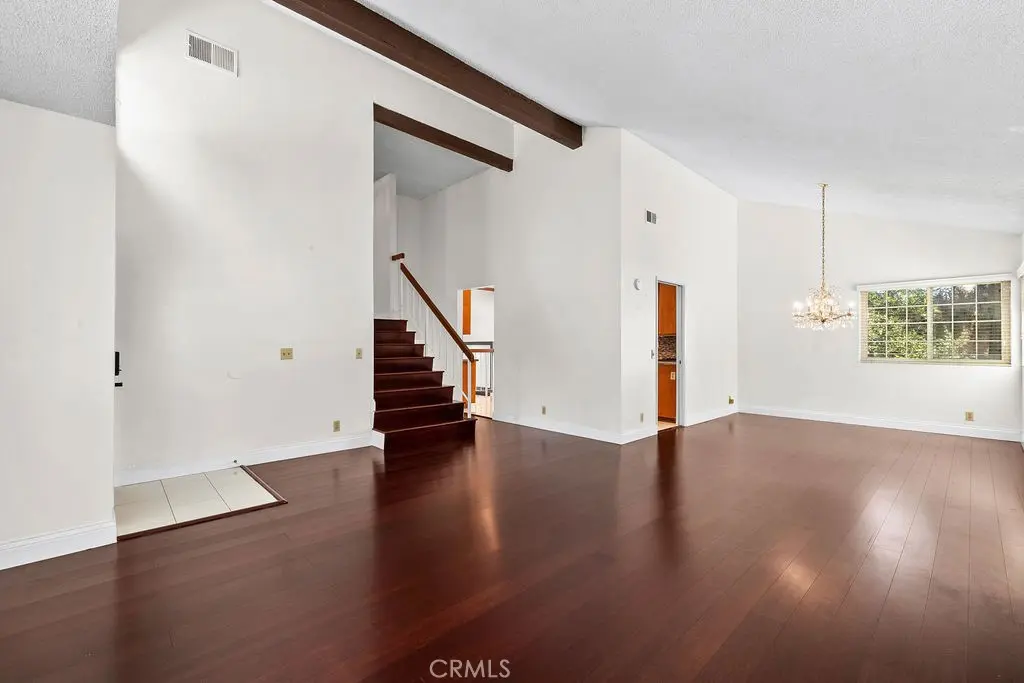 38 Deer Creek, Pomona