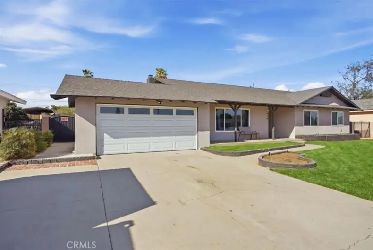 418 E Margarita Road, Rialto