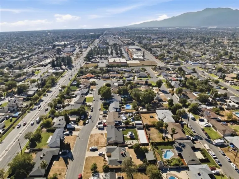 418 E Margarita Road, Rialto