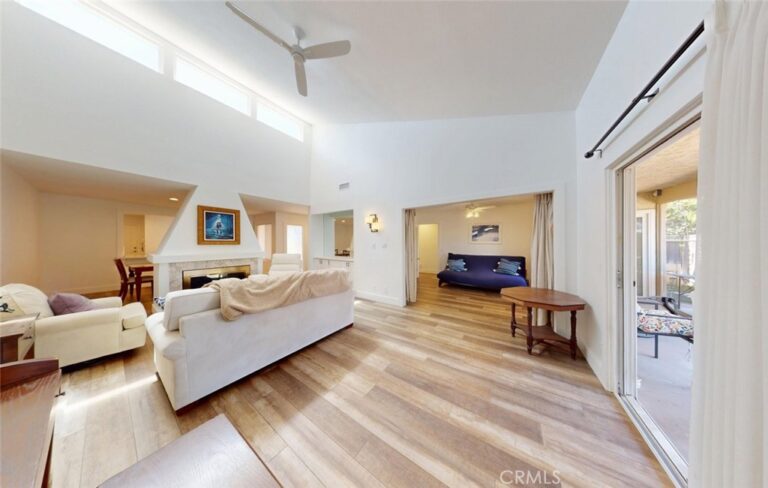 429 Champlain, Claremont