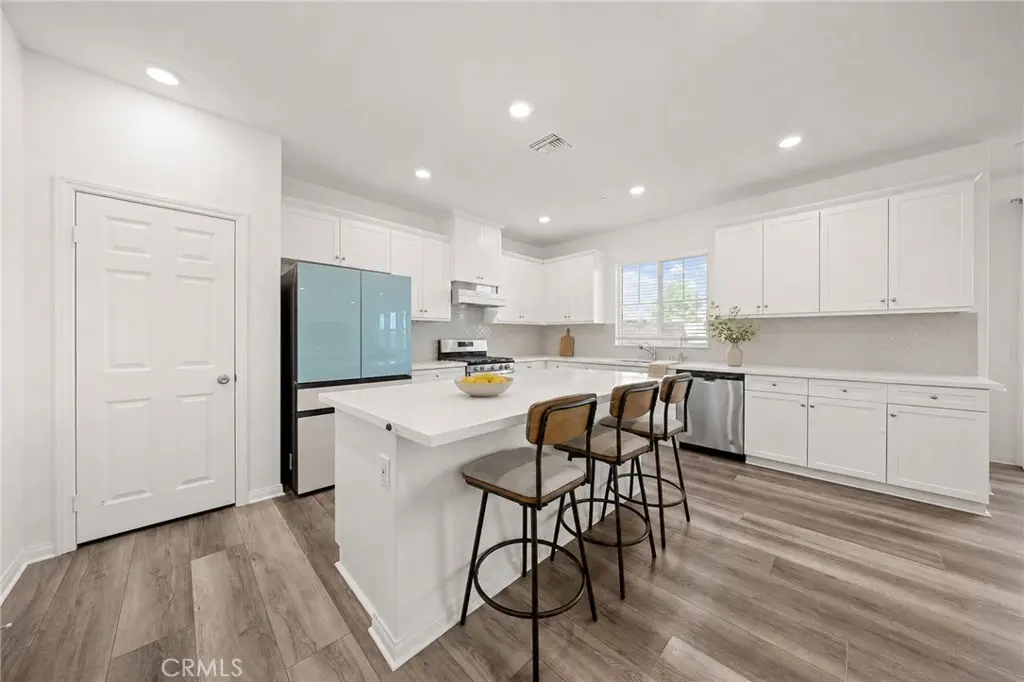 4335 S Amherst, Ontario