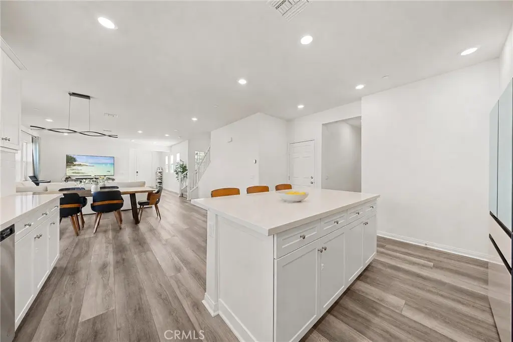 4335 S Amherst, Ontario