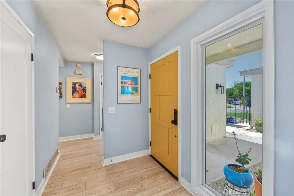 434 Champlain, Claremont