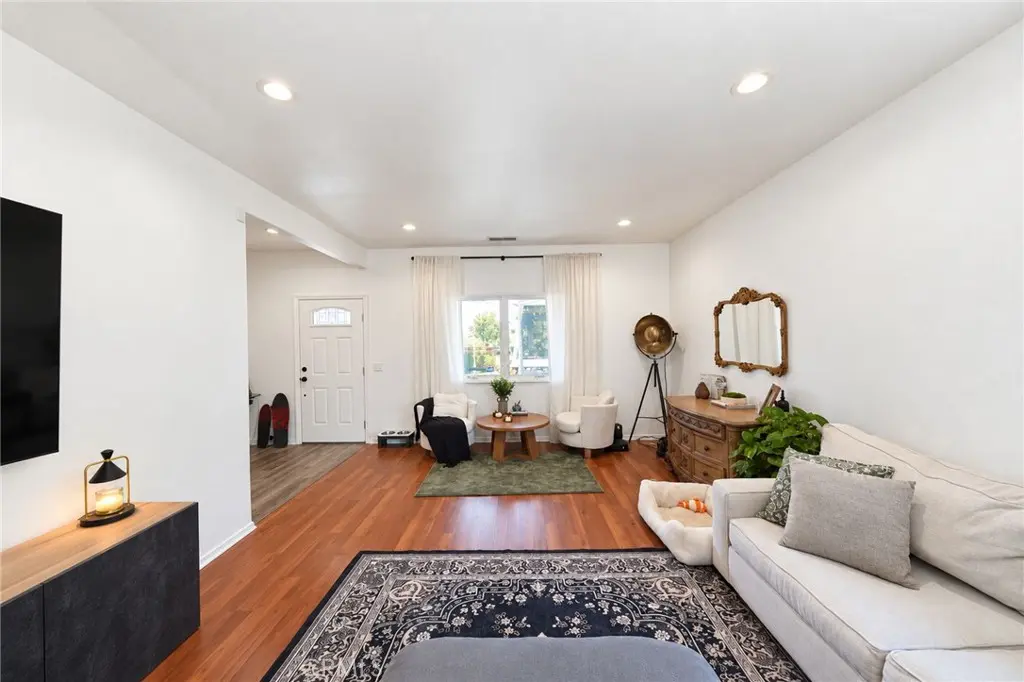 435 W 2nd, San Dimas