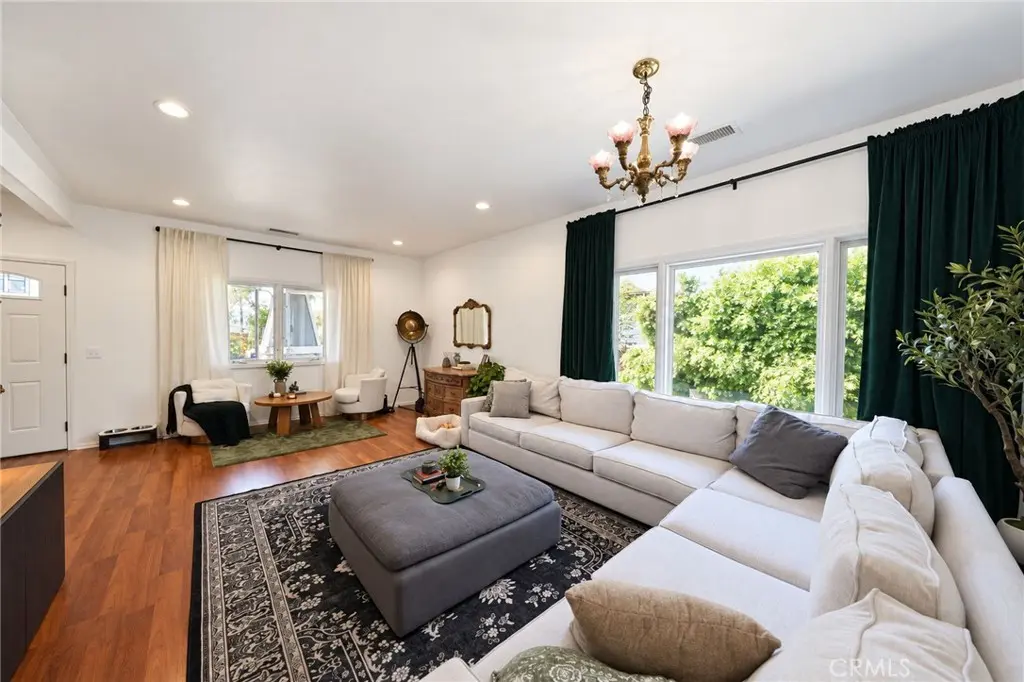 435 W 2nd, San Dimas