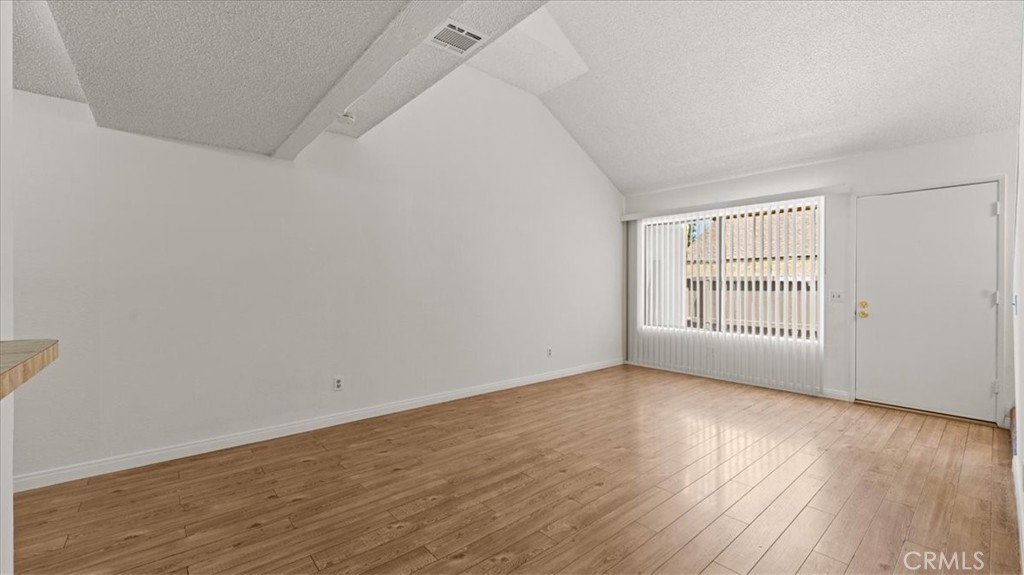 435 W 9th #B1, Upland