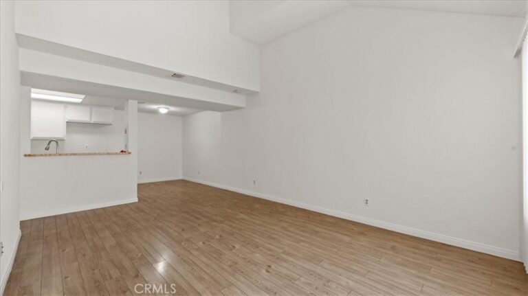 435 W 9th #B1, Upland
