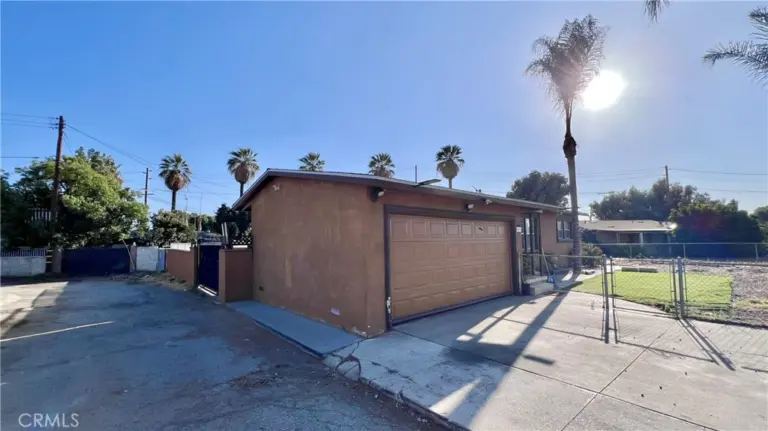 460 W Arrow, Pomona