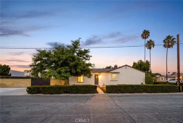 4805 N Vecino, Covina