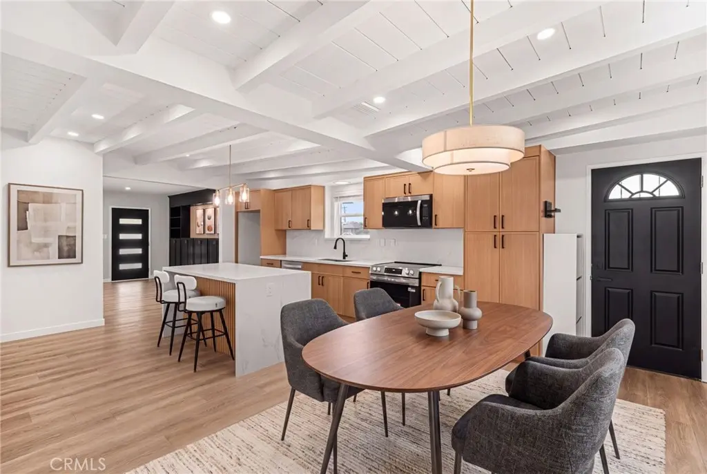 4805 N Vecino, Covina