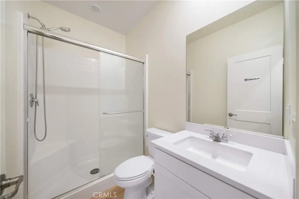 4846 S Wilson, Ontario