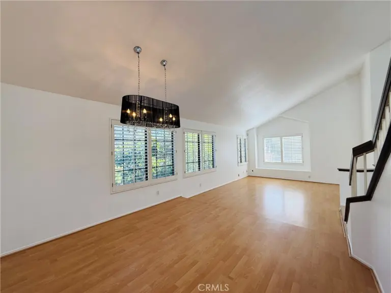 49 Westbrook, Pomona