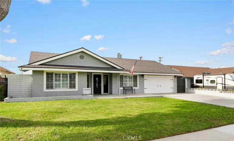 5019 Roosevelt, Chino