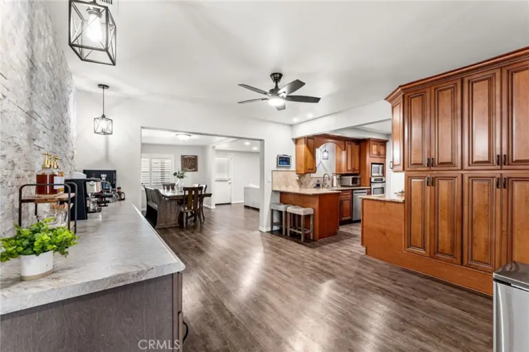 5019 Roosevelt, Chino