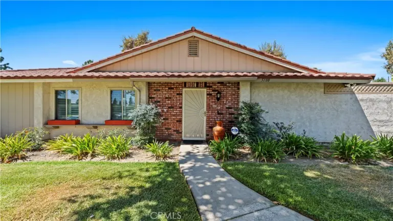 5108 Benito, Montclair