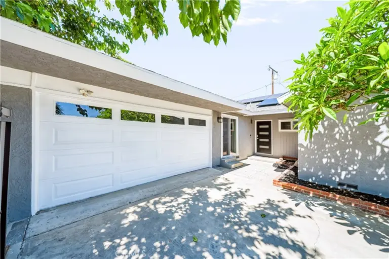 533 E Covina, Covina