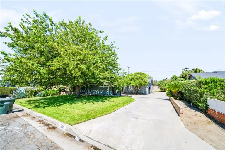 533 E Covina, Covina