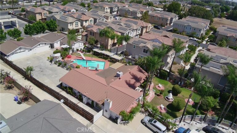 5538 W Carlton, Ontario