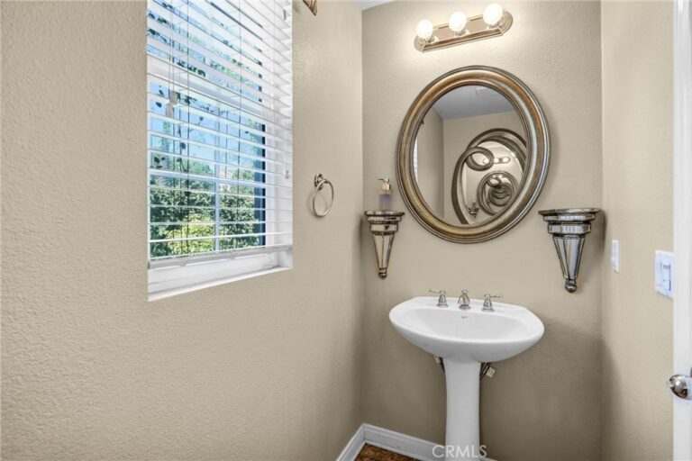 5559 Scharf, Fontana