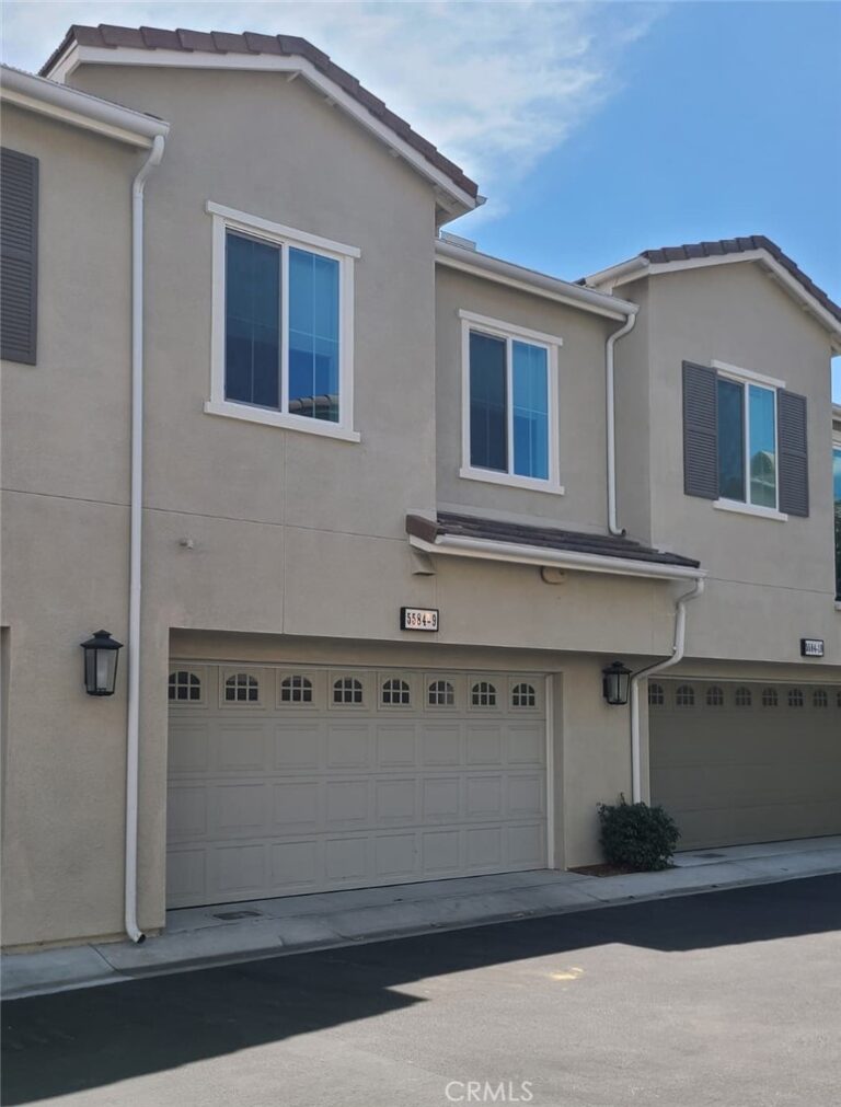 5584 Kateway #9, Fontana