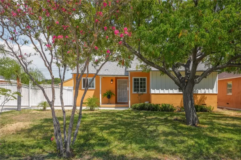 561 N Park, Rialto
