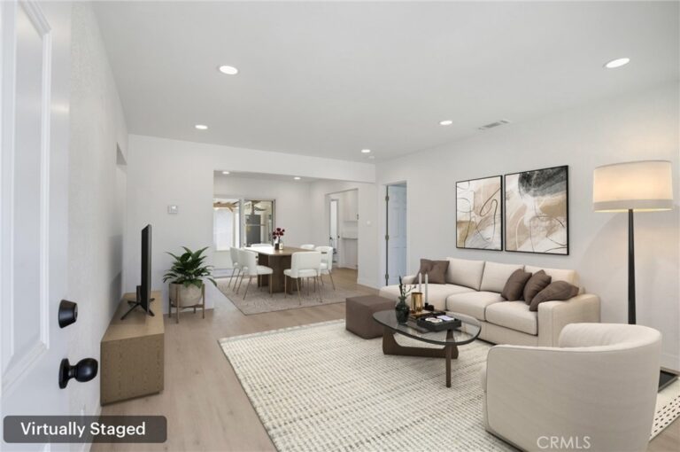 570 N East End Avenue, Pomona