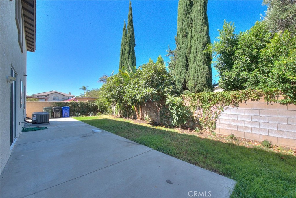 5732 Ridgemark, Fontana