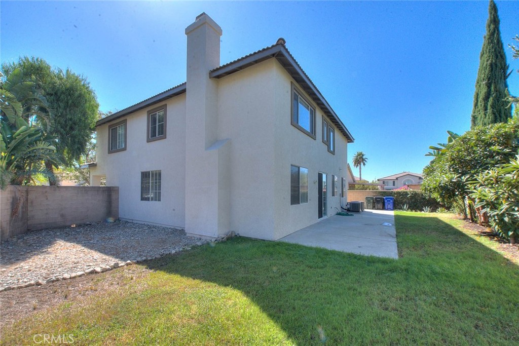 5732 Ridgemark, Fontana