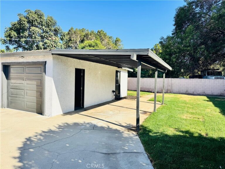 575 E Fernleaf, Pomona