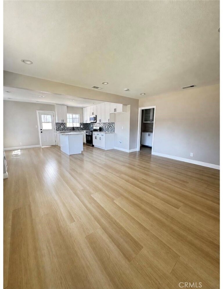 575 E Fernleaf, Pomona