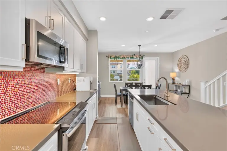 601 W Foothill Boulevard #71, Glendora