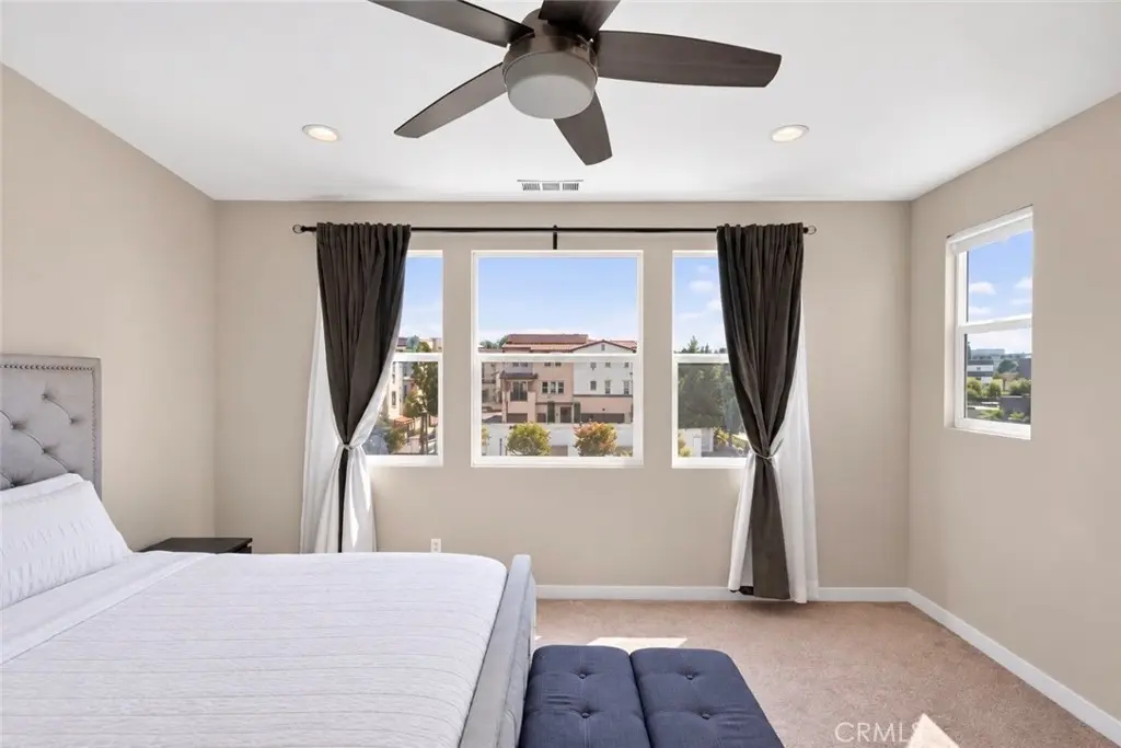 601 W Foothill Boulevard #71, Glendora