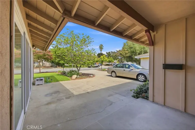 610 Ridgefield, Claremont