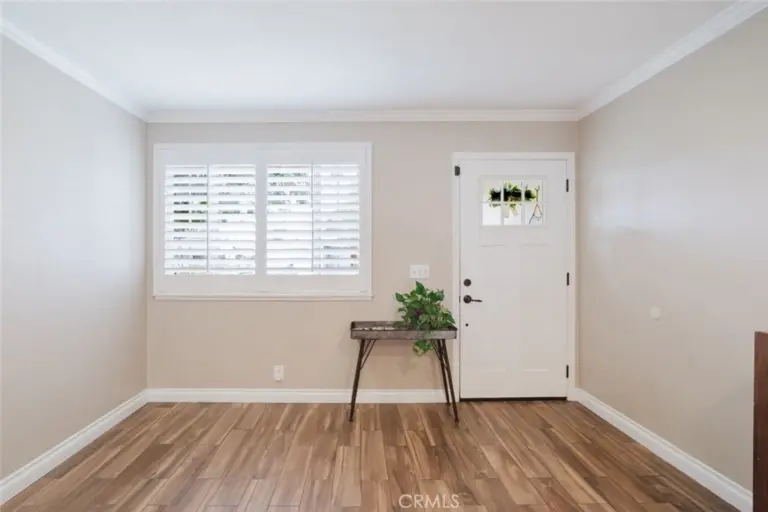 6124 N Fairvale Drive, Azusa