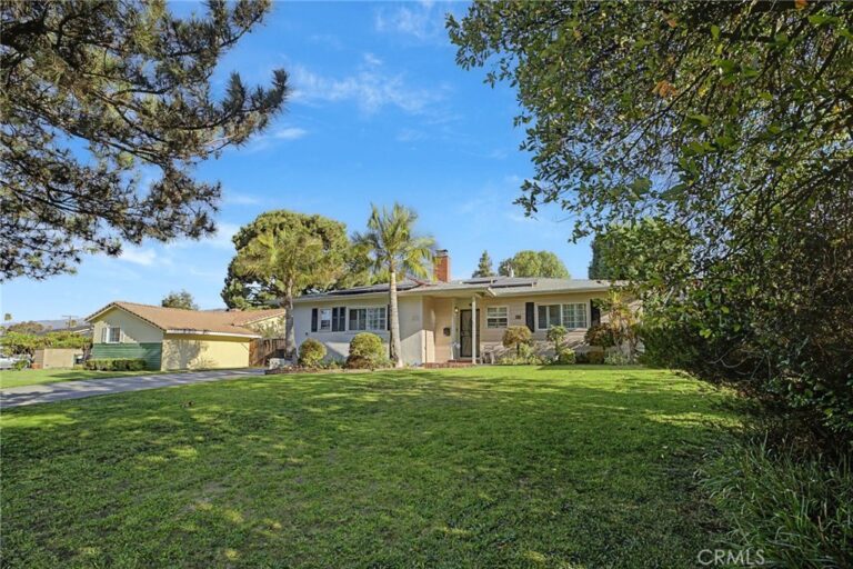 621 E Cypress Avenue, Glendora