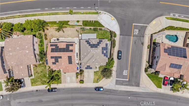 6229 Eaglemont, Fontana