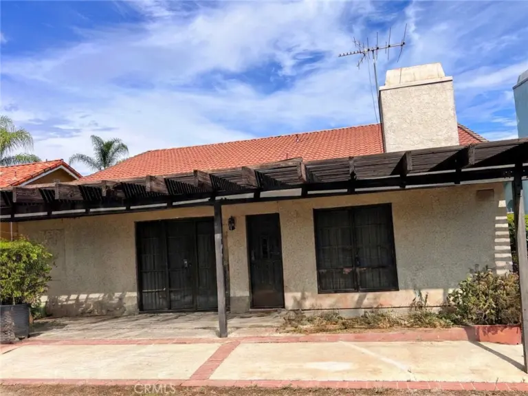 63 Rainbow Ridge, Pomona
