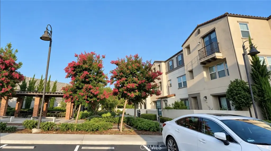 631 W Foothill #26, Glendora