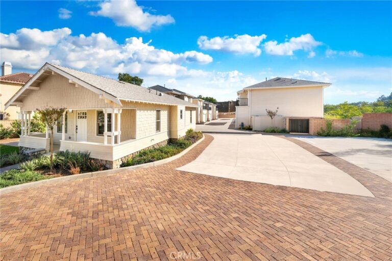 638 W Grand Avenue, Pomona
