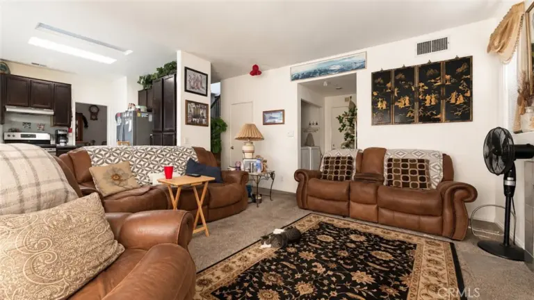 6538 Douglas, Fontana