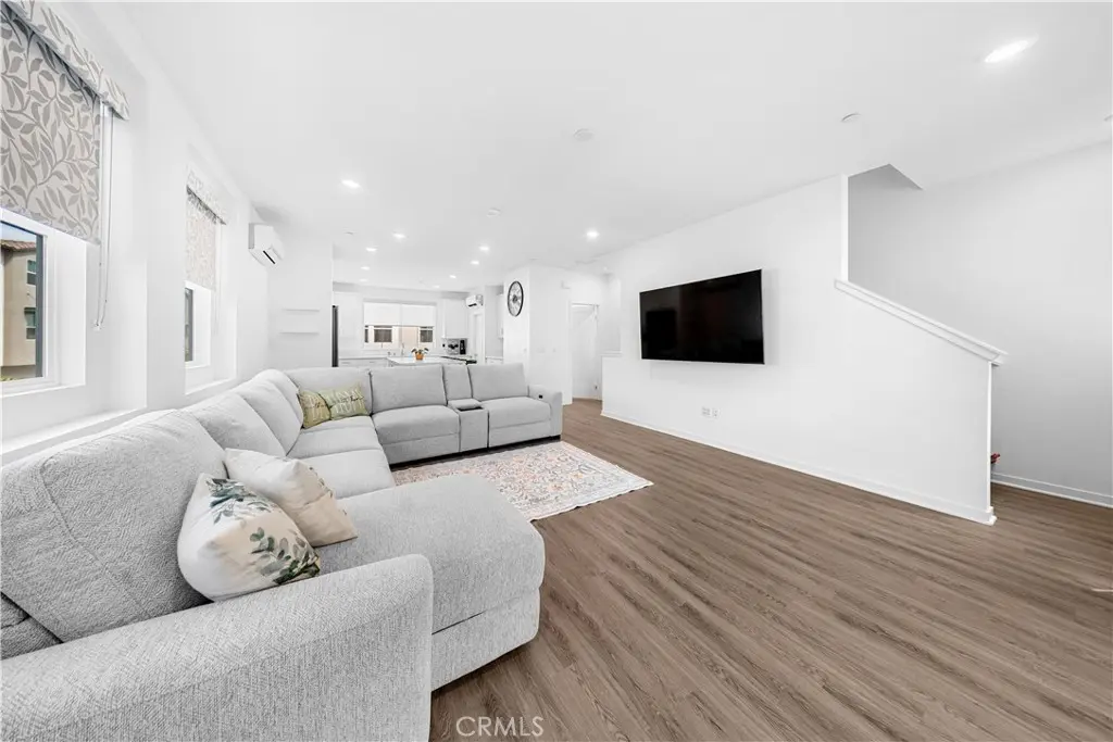 667 Lemon Lane, Covina