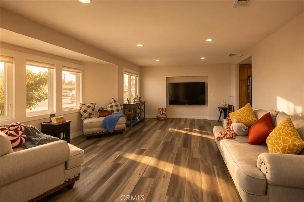 669 W Cheshire Street, Rialto