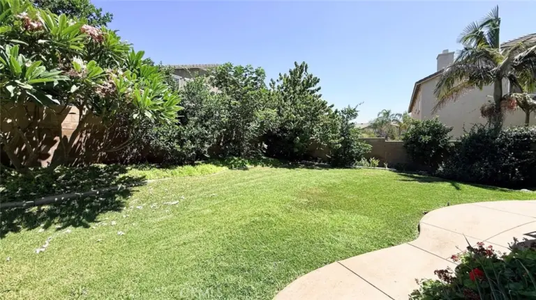 6697 Elysian Court, Eastvale