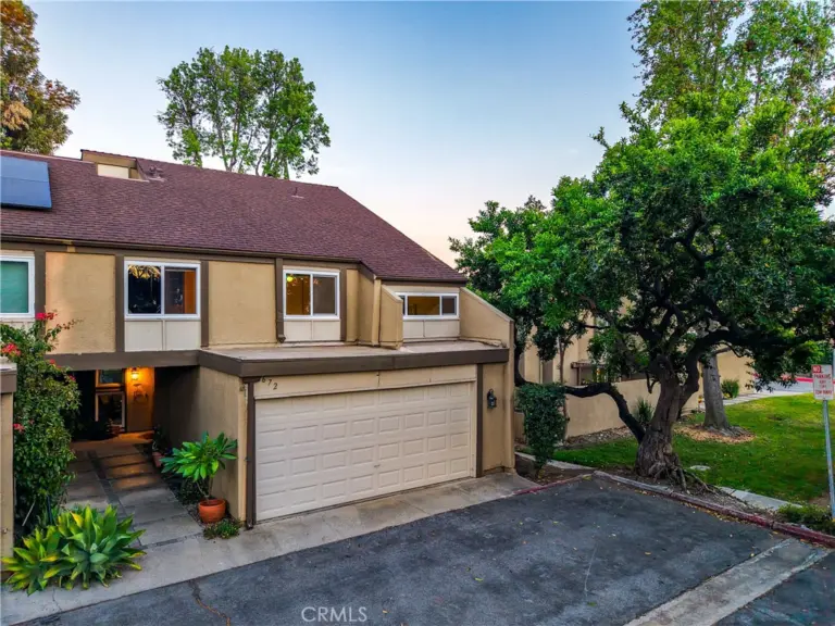 672 Greendale Lane, Pomona