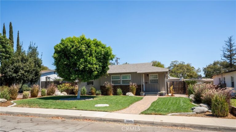 686 N Ukiah Way, Upland