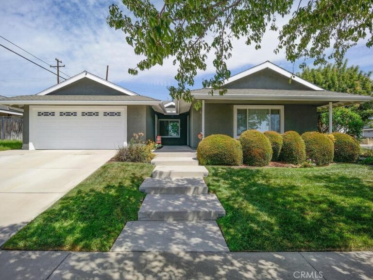 7064 Lion, Rancho Cucamonga